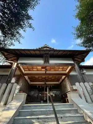 高野口八幡神社の{uncategorized: "未分類", other: "その他", undefined: "問題あり", building: "その他建物", grave: "お墓", sacred_gate: "鳥居", guardian: "狛犬", statue: "像", buddha: "仏像", history: "歴史", nature: "自然", garden: "庭園", animal: "動物", pagoda: "塔", temizu: "手水舎", mountain_gate: "山門・神門", sanctuary: "本殿・本堂", subordinate: "末社・摂社", art: "芸術", scenery: "景色", jizo: "地蔵", ema: "絵馬", goshuin: "御朱印", omikuji: "おみくじ", items: "授与品その他", amulet: "お守り", goshuincho: "御朱印帳", eats: "食事", festival: "お祭り", votive_dance: "神楽", shichigosan: "七五三参", wedding: "結婚式", experience: "体験その他", initially: "初詣", around: "周辺", anti_infection: "感染症対策"}