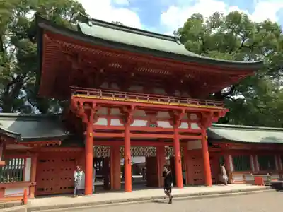 武蔵一宮氷川神社の山門・神門