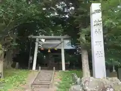 神明社の鳥居