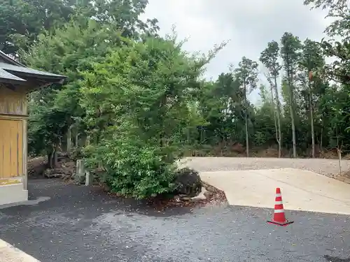 天手長男神社の建物その他