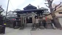被官稲荷神社の鳥居