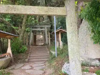 宇爾櫻神社の{uncategorized: "未分類", other: "その他", undefined: "問題あり", building: "その他建物", grave: "お墓", sacred_gate: "鳥居", guardian: "狛犬", statue: "像", buddha: "仏像", history: "歴史", nature: "自然", garden: "庭園", animal: "動物", pagoda: "塔", temizu: "手水舎", mountain_gate: "山門・神門", sanctuary: "本殿・本堂", subordinate: "末社・摂社", art: "芸術", scenery: "景色", jizo: "地蔵", ema: "絵馬", goshuin: "御朱印", omikuji: "おみくじ", items: "授与品その他", amulet: "お守り", goshuincho: "御朱印帳", eats: "食事", festival: "お祭り", votive_dance: "神楽", shichigosan: "七五三参", wedding: "結婚式", experience: "体験その他", initially: "初詣", around: "周辺", anti_infection: "感染症対策"}