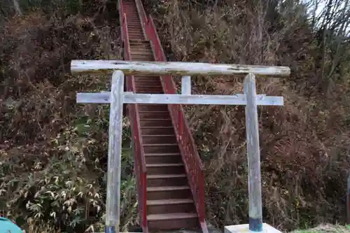 山津見神社の鳥居