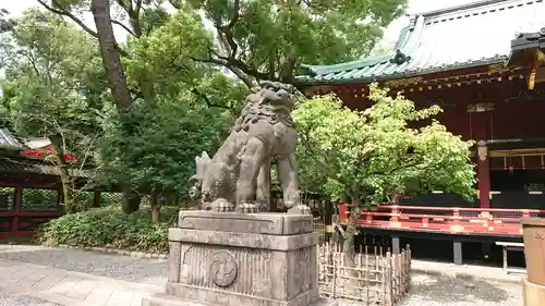 根津神社の狛犬