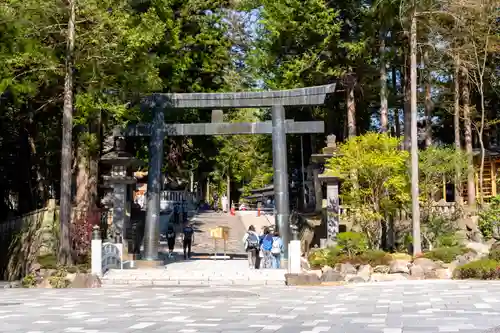 諏訪大社下社秋宮(長野県)