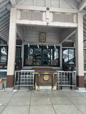 白石神社の本殿・本堂