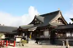 倶利迦羅不動寺鳳凰殿の本殿