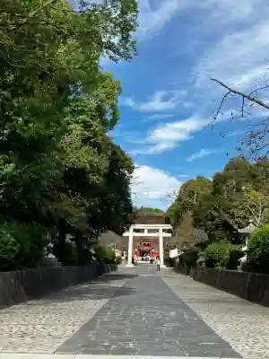 富士山本宮浅間大社の{uncategorized: "未分類", other: "その他", undefined: "問題あり", building: "その他建物", grave: "お墓", sacred_gate: "鳥居", guardian: "狛犬", statue: "像", buddha: "仏像", history: "歴史", nature: "自然", garden: "庭園", animal: "動物", pagoda: "塔", temizu: "手水舎", mountain_gate: "山門・神門", sanctuary: "本殿・本堂", subordinate: "末社・摂社", art: "芸術", scenery: "景色", jizo: "地蔵", ema: "絵馬", goshuin: "御朱印", omikuji: "おみくじ", items: "授与品その他", amulet: "お守り", goshuincho: "御朱印帳", eats: "食事", festival: "お祭り", votive_dance: "神楽", shichigosan: "七五三参", wedding: "結婚式", experience: "体験その他", initially: "初詣", around: "周辺", anti_infection: "感染症対策"}