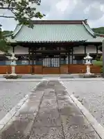 明鏡山龍雲寺の本殿・本堂