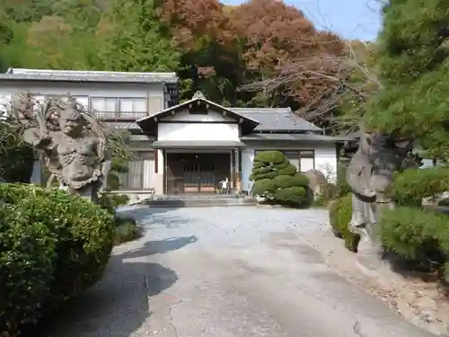 長厳寺の建物その他