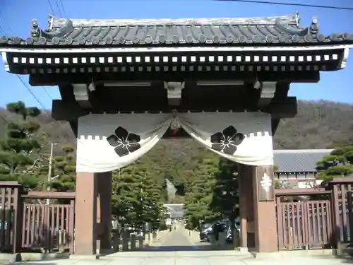 金寶山 瑞龍寺の山門