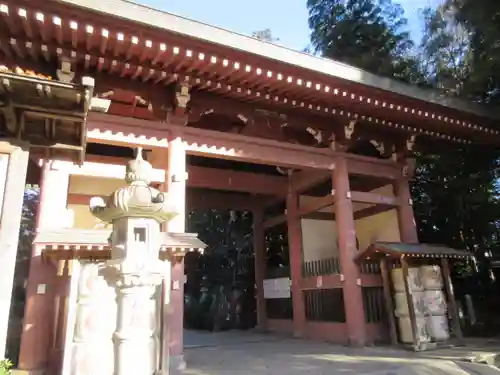 大宝八幡宮の山門