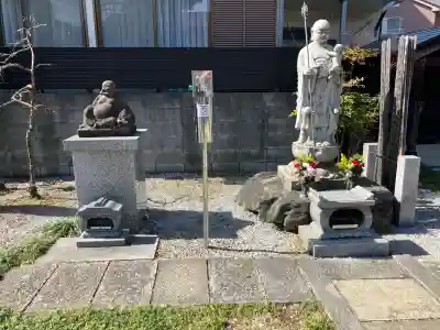 宝泉寺の{uncategorized: "未分類", other: "その他", undefined: "問題あり", building: "その他建物", grave: "お墓", sacred_gate: "鳥居", guardian: "狛犬", statue: "像", buddha: "仏像", history: "歴史", nature: "自然", garden: "庭園", animal: "動物", pagoda: "塔", temizu: "手水舎", mountain_gate: "山門・神門", sanctuary: "本殿・本堂", subordinate: "末社・摂社", art: "芸術", scenery: "景色", jizo: "地蔵", ema: "絵馬", goshuin: "御朱印", omikuji: "おみくじ", items: "授与品その他", amulet: "お守り", goshuincho: "御朱印帳", eats: "食事", festival: "お祭り", votive_dance: "神楽", shichigosan: "七五三参", wedding: "結婚式", experience: "体験その他", initially: "初詣", around: "周辺", anti_infection: "感染症対策"}