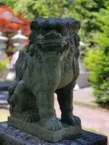 山中浅間神社の狛犬