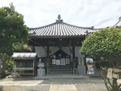 出釋迦寺の本殿・本堂
