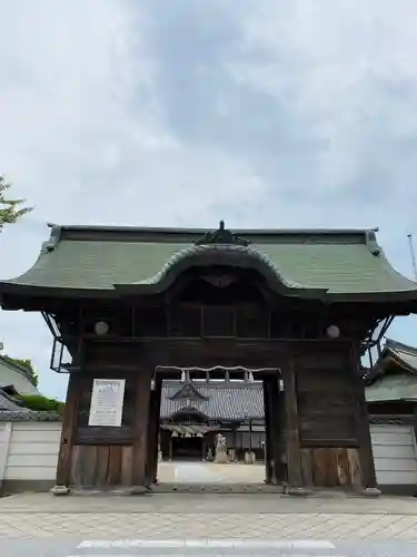 曽根天満宮の山門