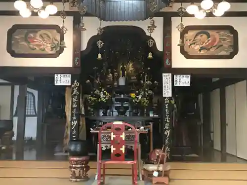 円通寺の本殿