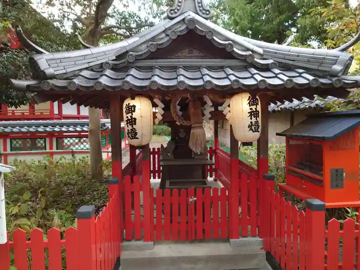 片埜神社の末社・摂社
