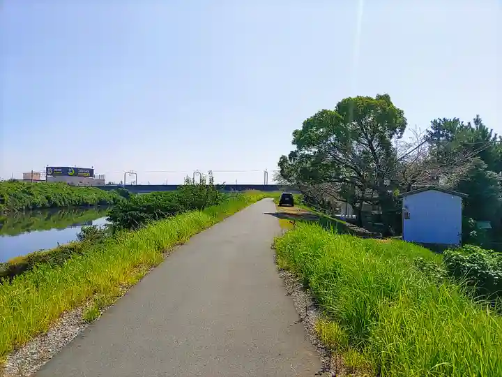 八龍社(小津八龍社)の自然