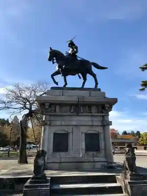 宮城縣護國神社の像