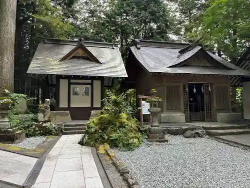 富士山東口本宮 冨士浅間神社の末社・摂社