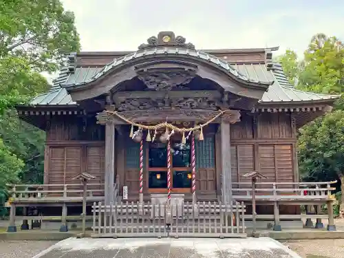 島穴神社の本殿・本堂