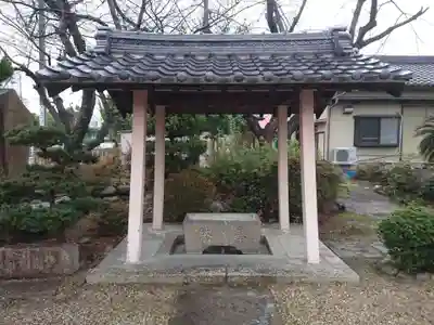 八幡神社の手水舎