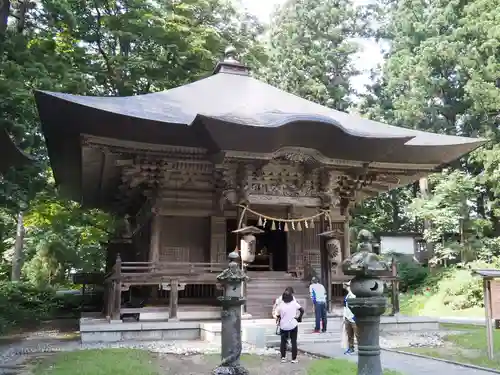 出羽神社(出羽三山神社)～三神合祭殿～の末社