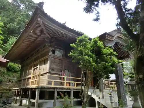 明石寺の本殿