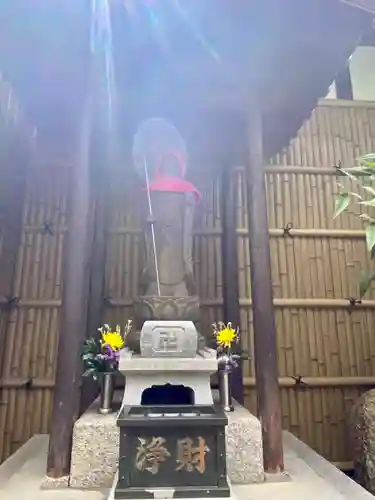 粟嶋堂宗徳寺の地蔵