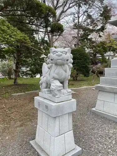 湯倉神社の狛犬