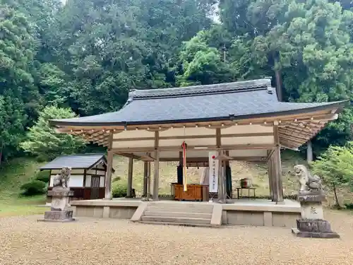 八咫烏神社の本殿