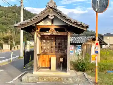 小脇大日如来堂(滋賀県)