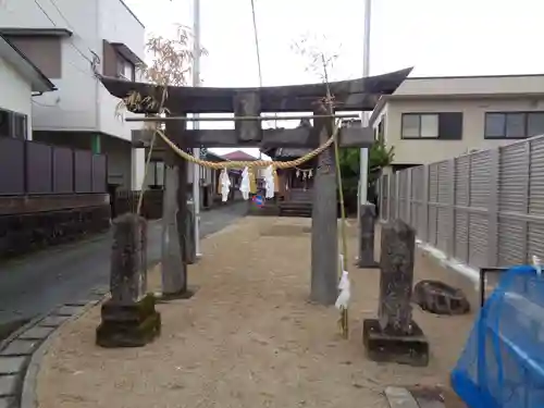 水神社の鳥居