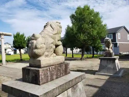 神明社の狛犬