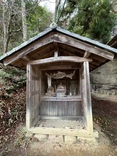 長安寺 岩井堂観音(長野県)