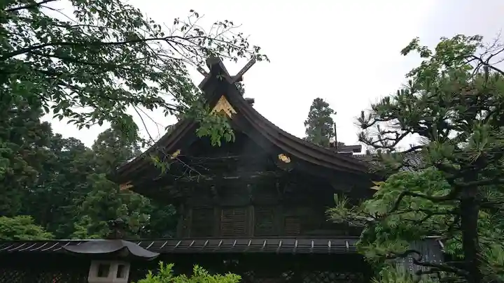 箭弓稲荷神社の本殿・本堂