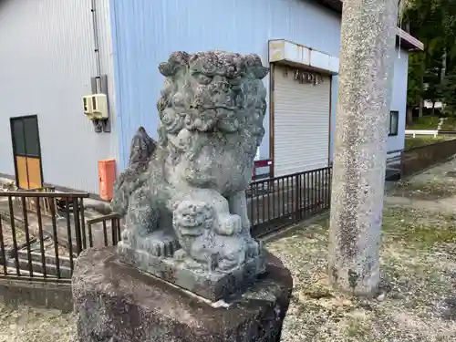 熊野神社の狛犬