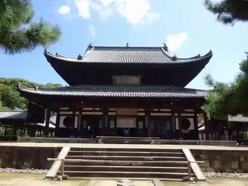 萬福寺の本殿・本堂
