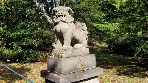 興部神社の狛犬