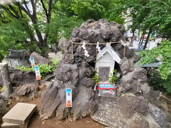鳩森八幡神社(東京都)