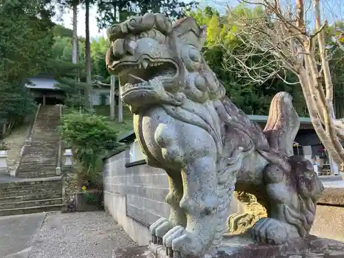 熊野八坂神社の狛犬