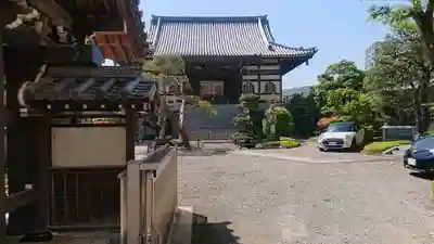 来迎寺の本殿・本堂