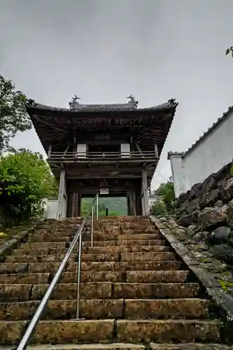 三光寺の山門・神門