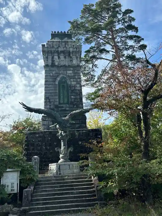 宮城縣護國神社の塔
