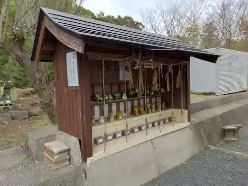 国片主神社の末社