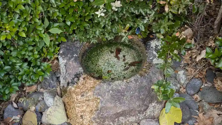 菟道稚郎子尊宇治墓の手水舎