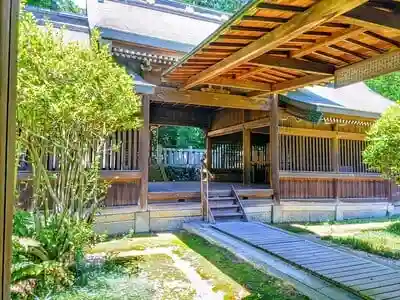 藤島神社の本殿