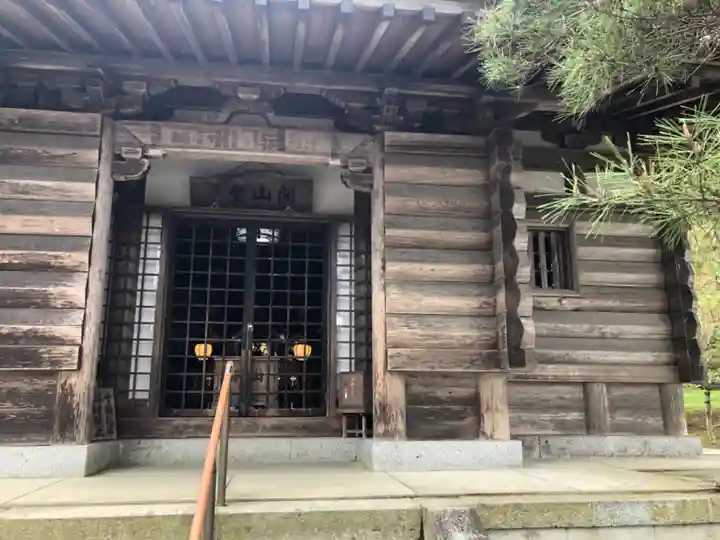 毛越寺の本殿・本堂