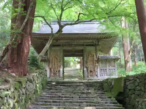 百済寺の山門